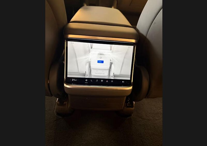 Tesla Model X LR AWD Tažné Panorama Falcon  - fotka 8 z 19