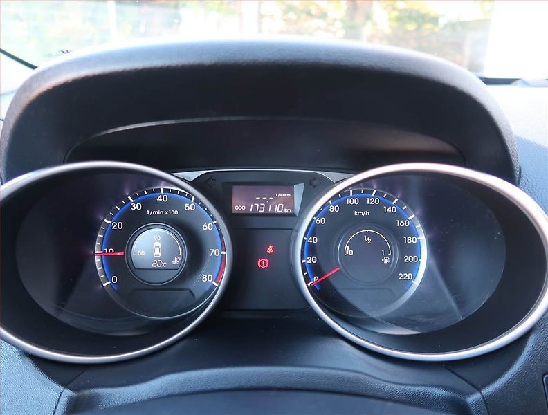 Hyundai ix35 (2013) 2.0 GDI, Serv.kniha, Tempomat - fotka 11 z 20