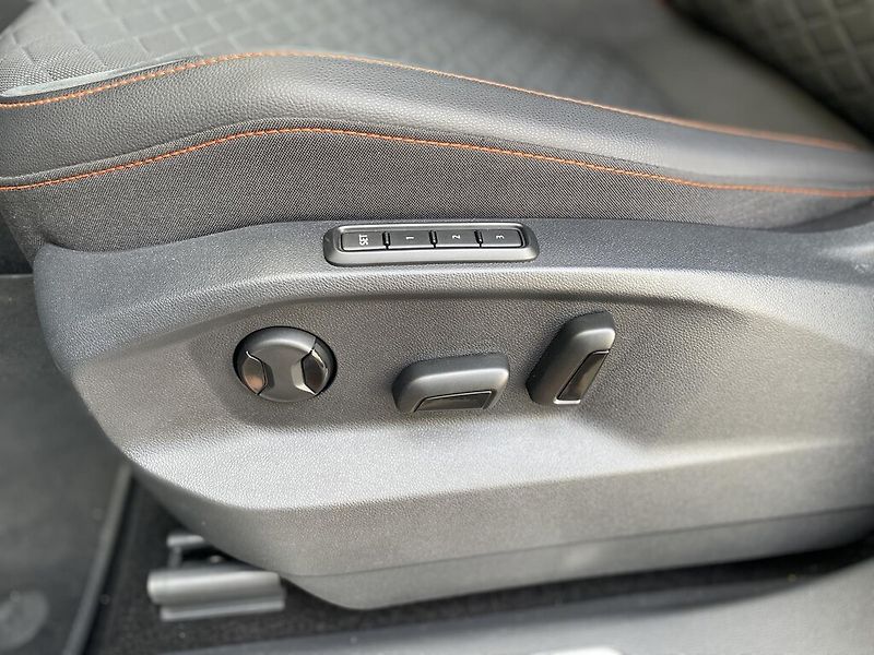 Seat Tarraco FR 2,0TDI 147kW DSG 4WD - fotka 12 z 30