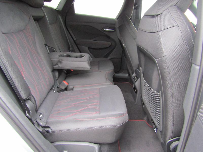 Audi Q3 2,0 TDI 110 kW - fotka 27 z 30