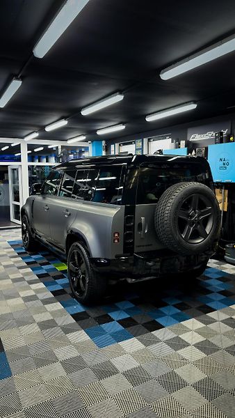 Land Rover Defender (2023) 110 X Dynamic - fotka 2 z 12