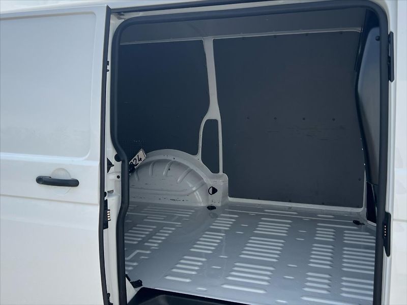 Volkswagen Transporter 2,0 TDi 110kW 7DSG 3 místný  T - fotka 13 z 23