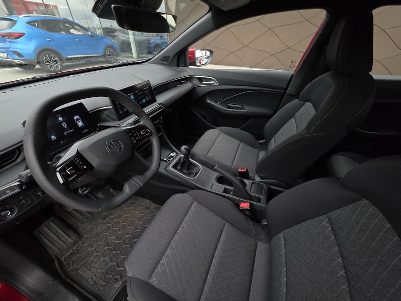 MG MG3 (2025) 1,5i 85kW - fotka 9 z 16