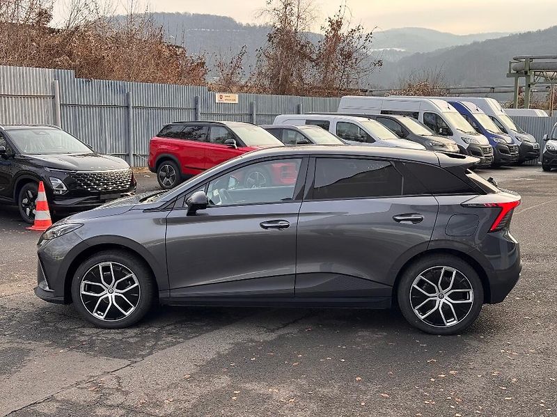 MG MG4 (2025) Electric Exclusive (64 kWh) - fotka 6 z 34