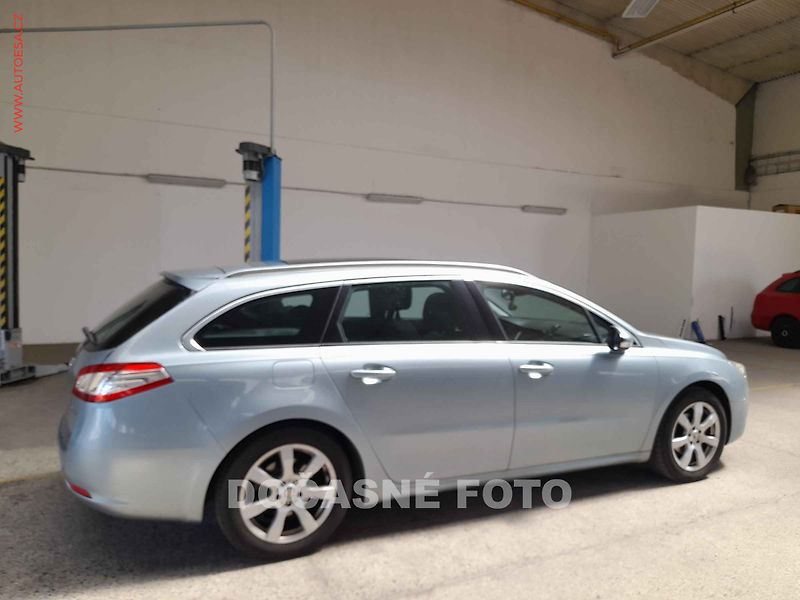 Peugeot 508 (2012) 2.0, autoAC, temp - fotka 2 z 3