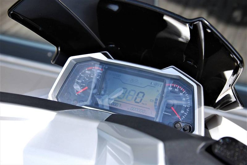 Motorro EasyMax 125i (2026) TUMOTO Easymax Plus 125i - fotka 18 z 25