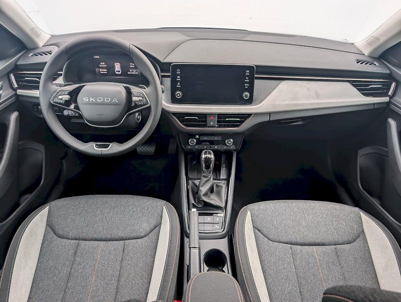 Škoda Scala (2025) 1,0 TSI / 85 kW DSG Top Select - fotka 5 z 29