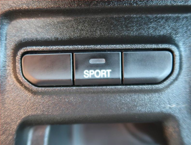Jeep Compass (2021) 1.3 T-GDI - fotka 19 z 22