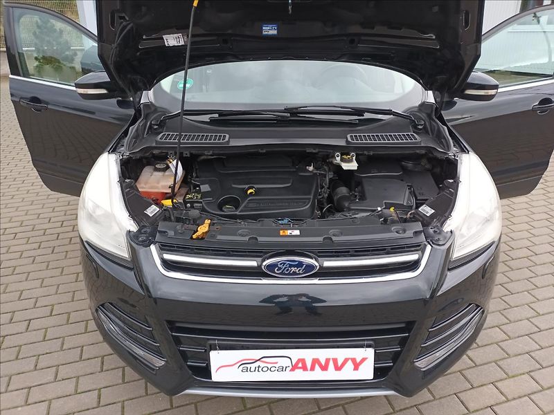 Ford Kuga 2,0 TDCi,120kw,4x4,NAVI,KAMERA - fotka 28 z 50