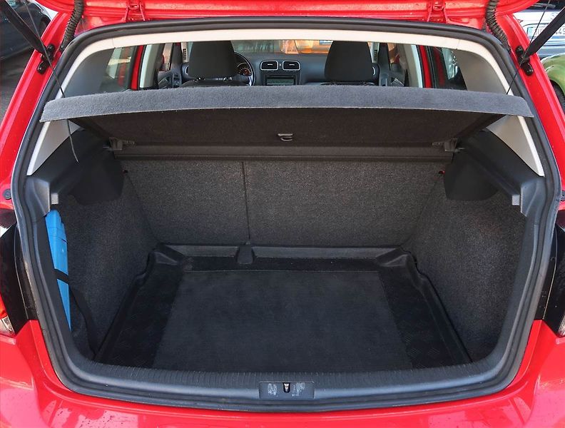 Volkswagen Golf (2011) 1.2 TSI, Tempomat - fotka 13 z 14