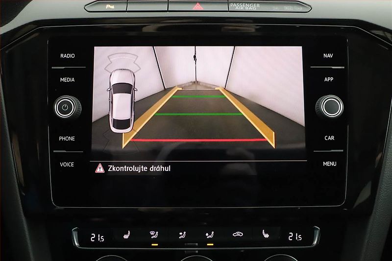 Volkswagen Arteon (2018) 2.0 TDI - fotka 16 z 21
