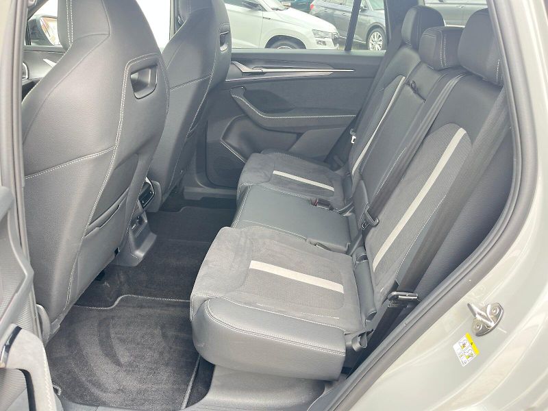 Škoda Kodiaq (2025) SPORTLINE 4X4 TD 142/2.0 A7A - fotka 15 z 35