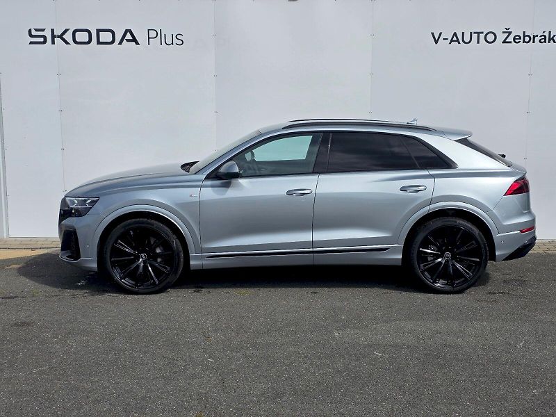 Audi Q8 (2025) SUV 50 TDI quattro - fotka 3 z 24