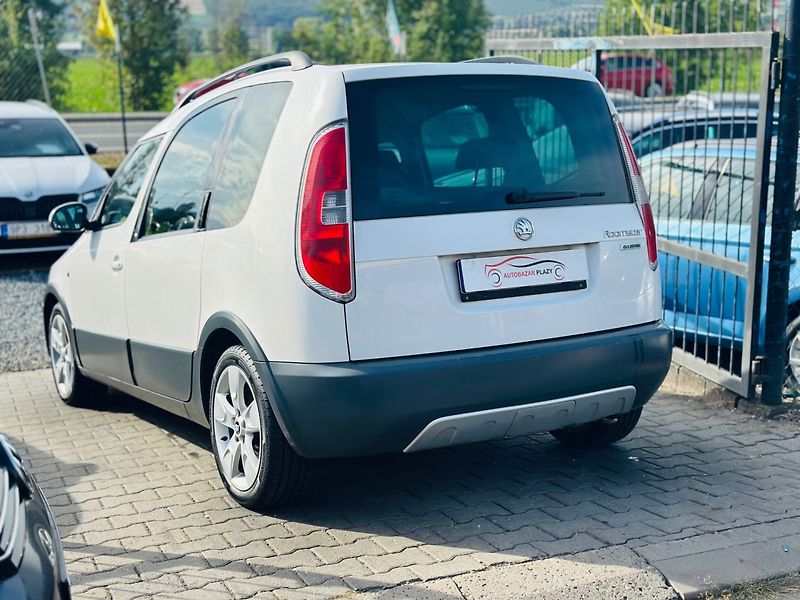 Škoda Roomster (2007) 1.4TDi SCOUT, VÝHŘEV SED. - fotka 3 z 12