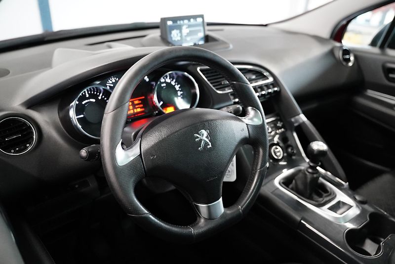Peugeot 3008 - fotka 6 z 6