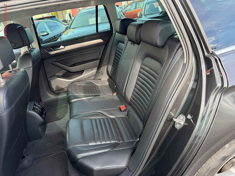 Volkswagen Passat (2018) 2.0TDi, ČR, Highline - fotka 9 z 19