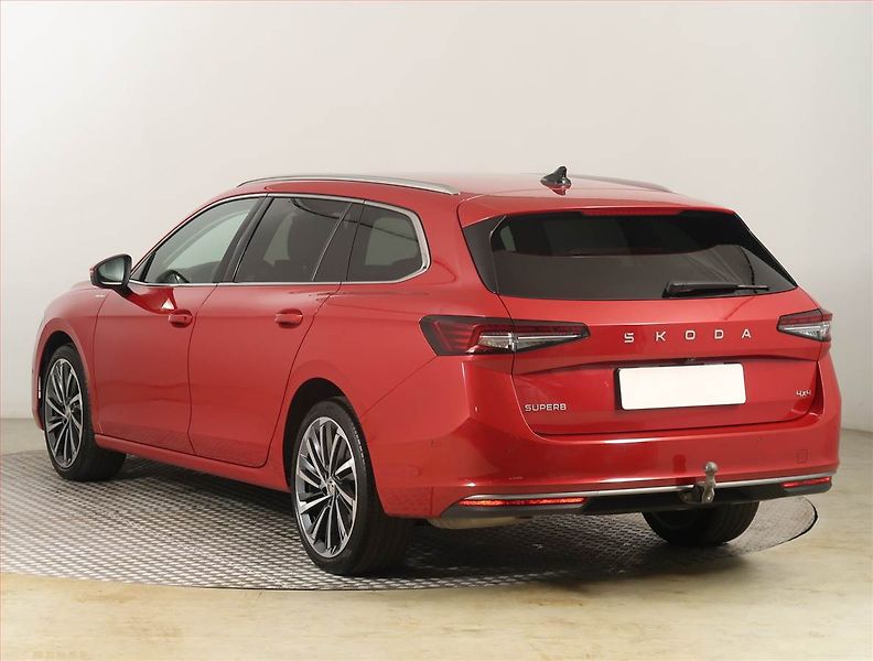 Škoda Superb (2024) 2.0 TSI - fotka 4 z 22