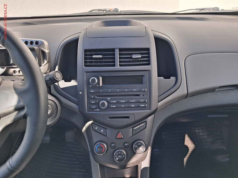 Chevrolet Aveo (2012) 1.2i, 2.maj,ČR, Klima - fotka 12 z 15
