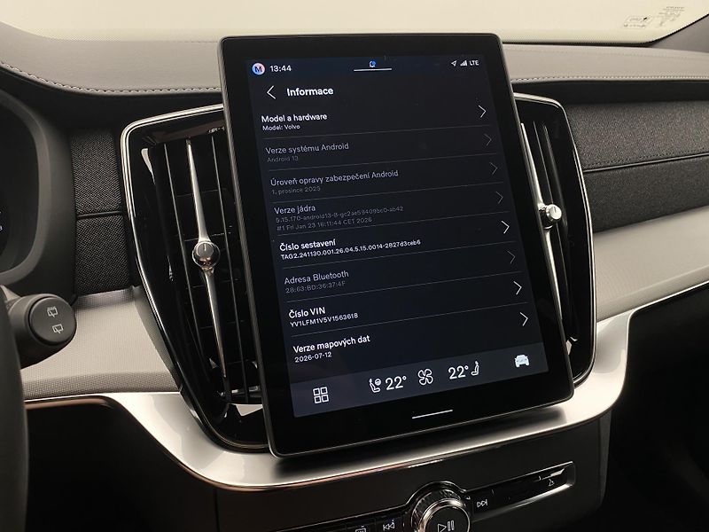 Volvo XC90 (2026) B5 AWD AUT BLACK EDITION PLUS  - fotka 66 z 73