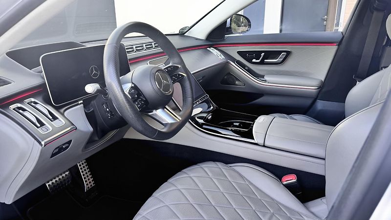 Mercedes-Benz Třídy S (2021) 400d Long, 4matic, AMG, záruka - fotka 9 z 18