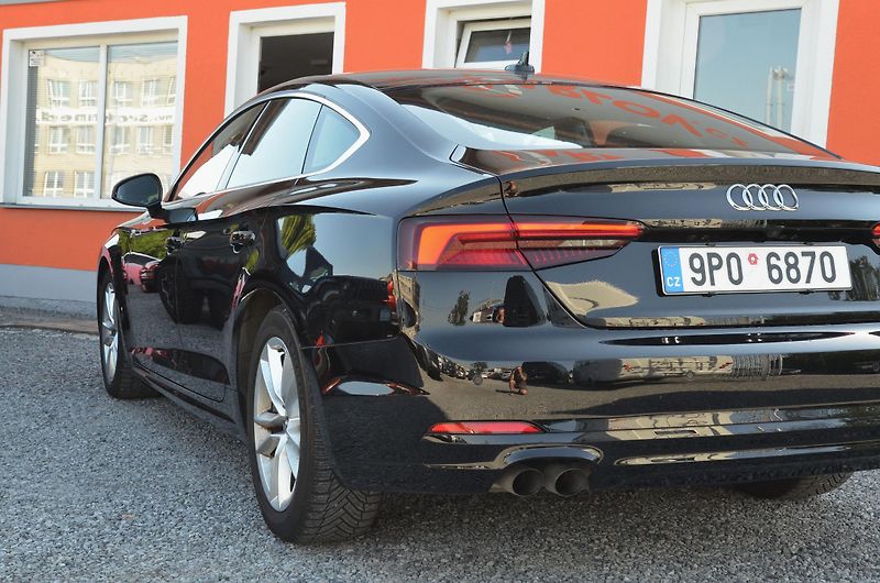 Audi A5 (2019) 2.0 TDi 140kW AT / Bi-XENON - fotka 9 z 36