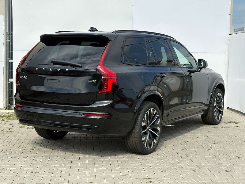 Volvo XC90 Plus B5 184kW - fotka 6 z 22