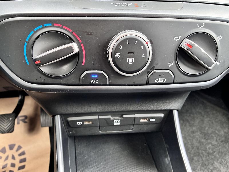 Hyundai Bayon 1.2i 62kW COMFORT CLUB ČR DPH - fotka 19 z 29