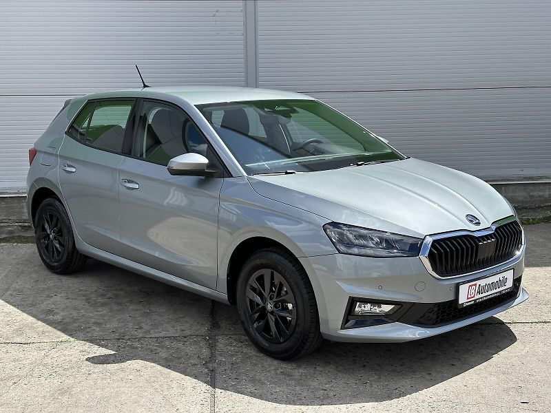 Škoda Fabia 1.0TSi 95PS LED V.Cockpit 2Z.C - fotka 3 z 40