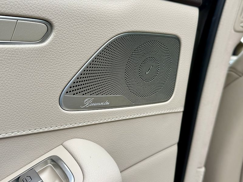 Mercedes-Benz Třídy S (2018) 560 4MATIC LONG - fotka 18 z 55