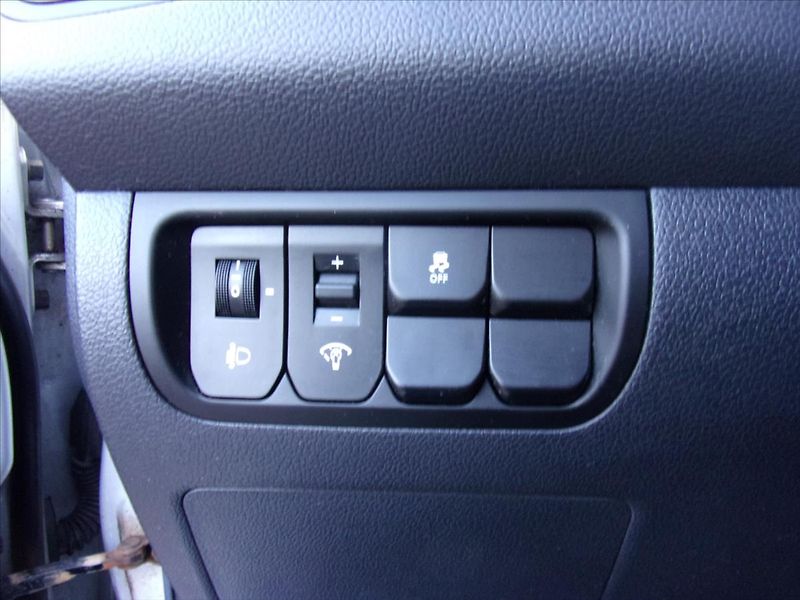 Kia Rio 1,3 CVVT - fotka 24 z 26