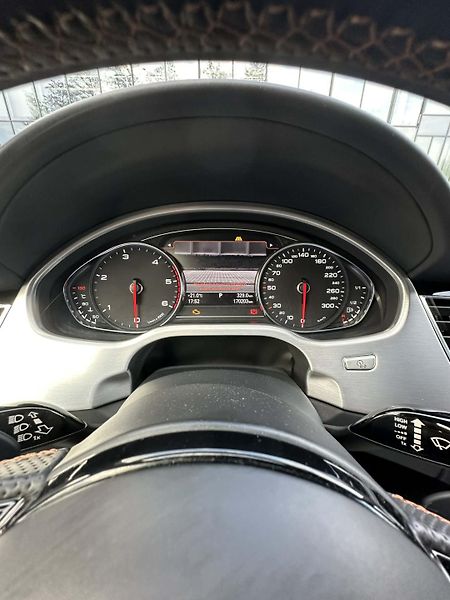 Audi A8 (2014) Long - fotka 30 z 31
