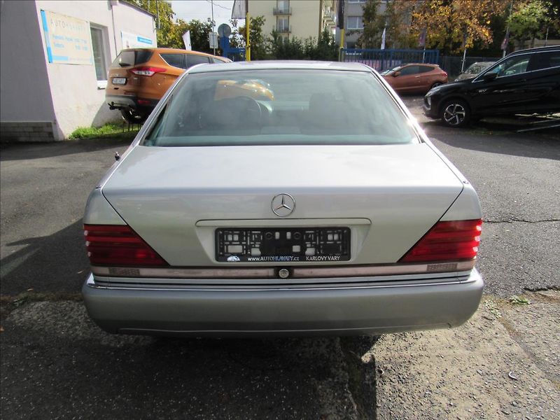Mercedes-Benz 140 3,2 W140 300 SE 170kW Mamut - fotka 5 z 26