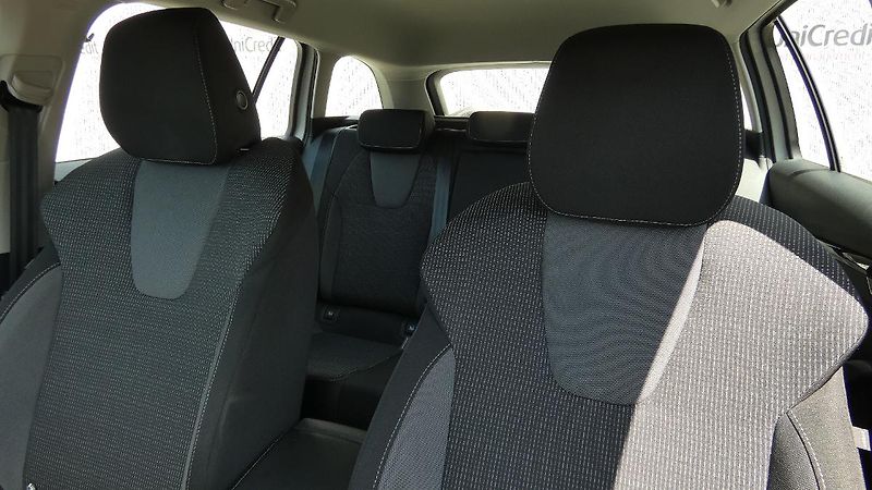 Škoda Octavia Combi 2,0 TDI Ambition - fotka 7 z 23