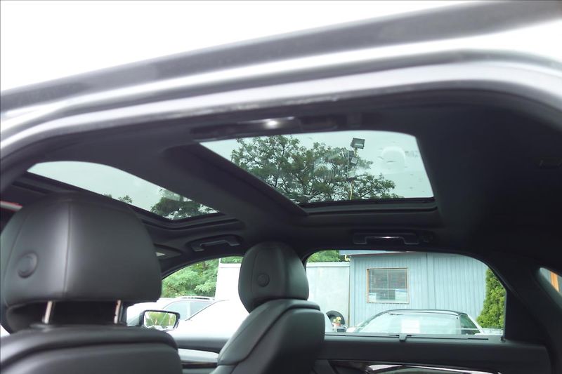 Cadillac CT6 3,6 i V6 250KW,SERV.KN.,AWD. - fotka 17 z 56