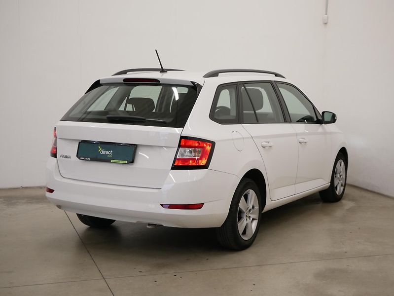 Škoda Fabia - fotka 2 z 23