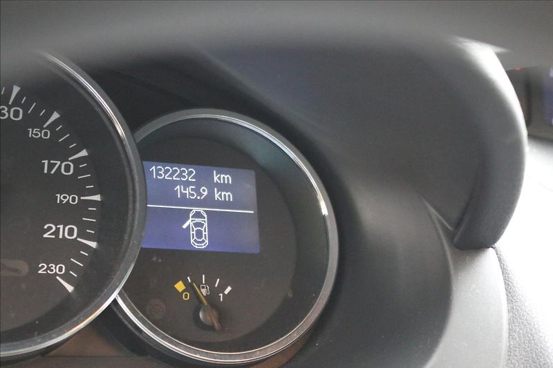 Renault Fluence 1,6 ČR, LPG, nové STK - fotka 11 z 28