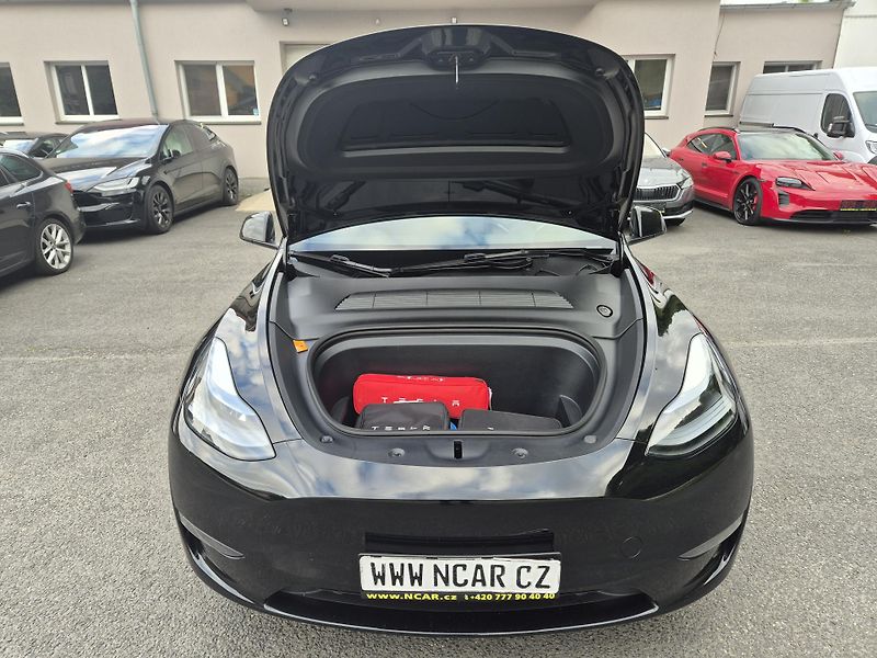 Tesla Model Y LONG RANGE DUAL MOTOR TZ 91,0% - fotka 17 z 50