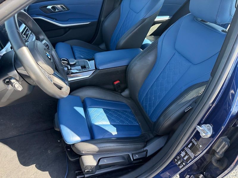 BMW Řada 3 (2020) xDRIVE 320i 135kW 4x4 CZ DPH - fotka 7 z 11