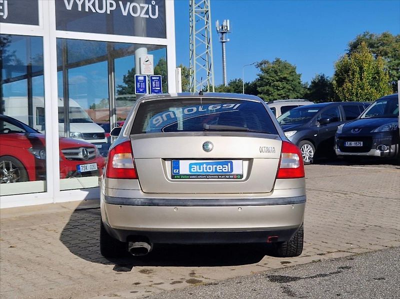 Škoda Octavia 2,0 TDi 103kW AC NOVÝ OLEJ - fotka 4 z 31