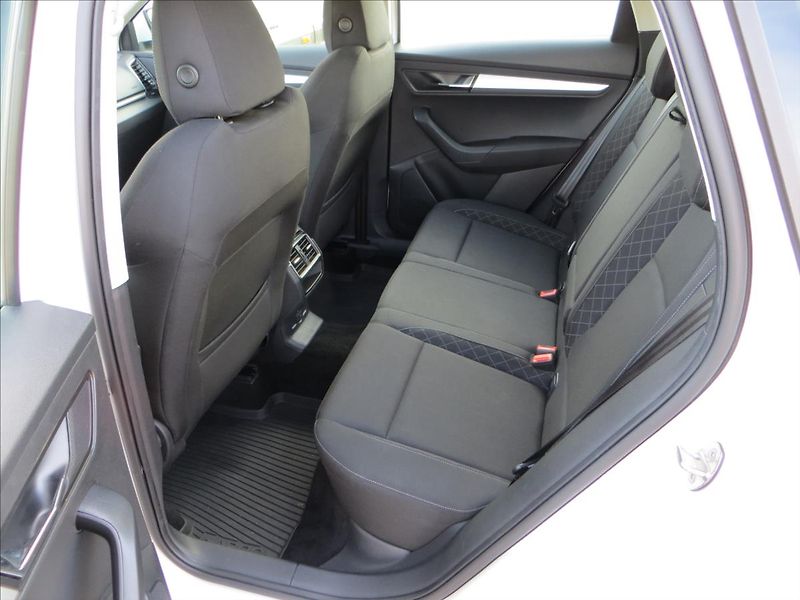 Škoda Karoq 1,5 TSI 110kW Ambition DSG ČR - fotka 21 z 22