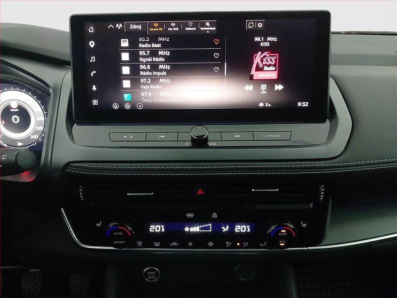 BMW X2 (2024) sDrive20i - fotka 9 z 20