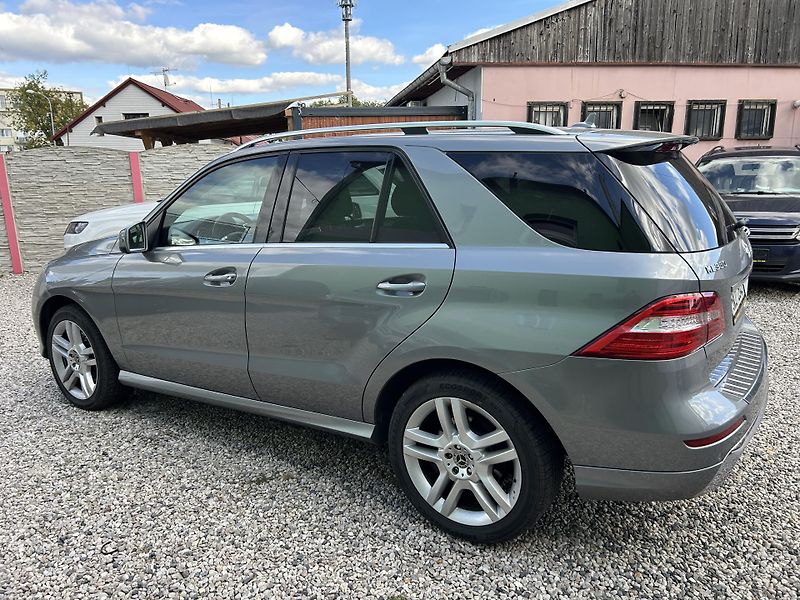 Mercedes-Benz Třídy M (2012) ML 350 190 KW naj 219 tis km - fotka 10 z 31