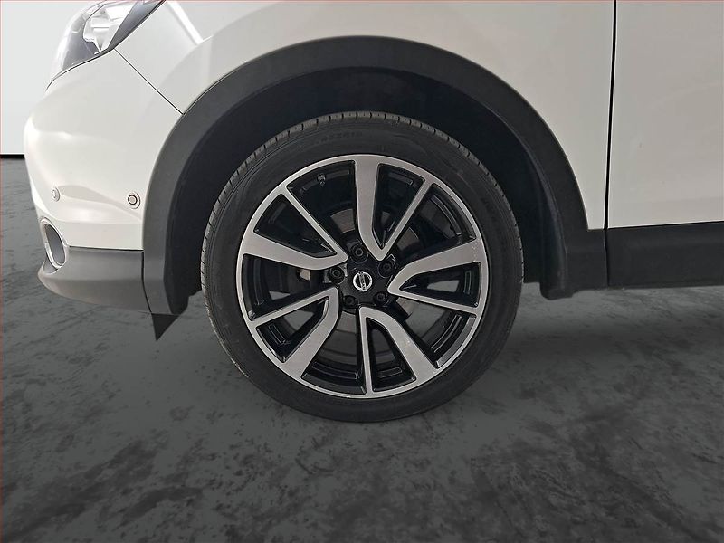 Nissan Qashqai (2016) 1.2 DIG-T, Kůže, Navi - fotka 15 z 20