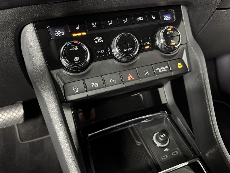 Škoda Kodiaq 1,5 TSi  DSG Clever LED Matrix - fotka 41 z 45