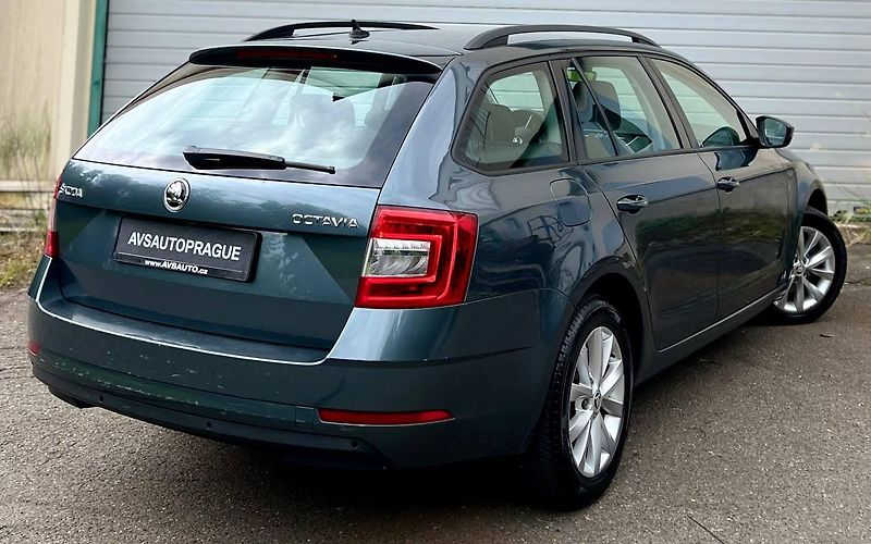 Škoda Octavia (2018) III FL COMBI 2.0 TDI DSG - fotka 4 z 28