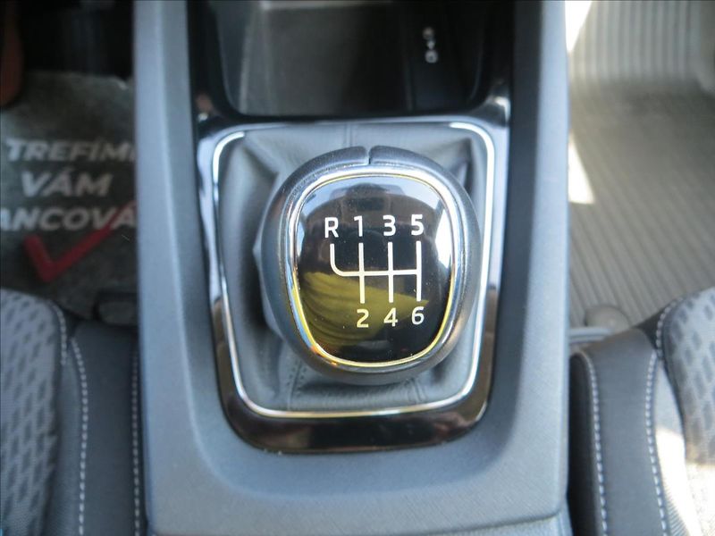 Škoda Octavia 2,0 TDI Style ČR - fotka 16 z 29