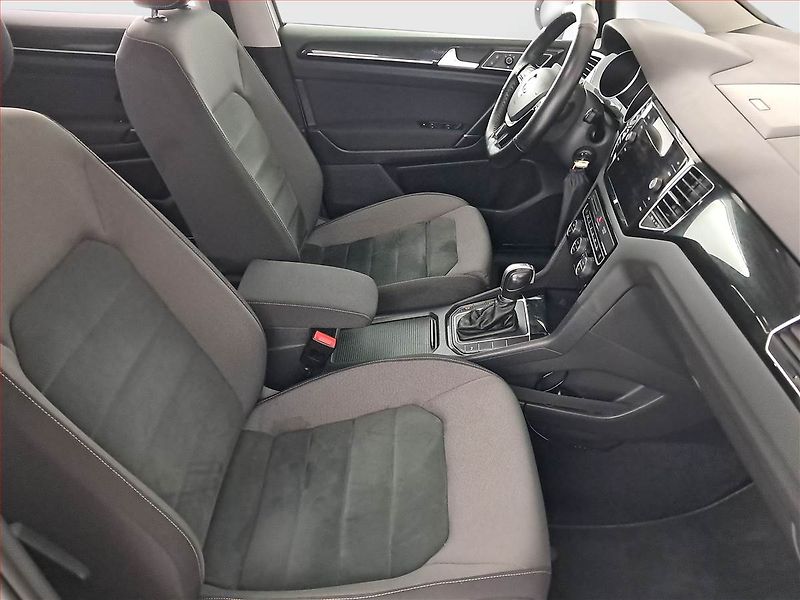 Volkswagen Golf Sportsvan (2019) 1.5 TSI, Automat, Serv.kniha - fotka 9 z 20