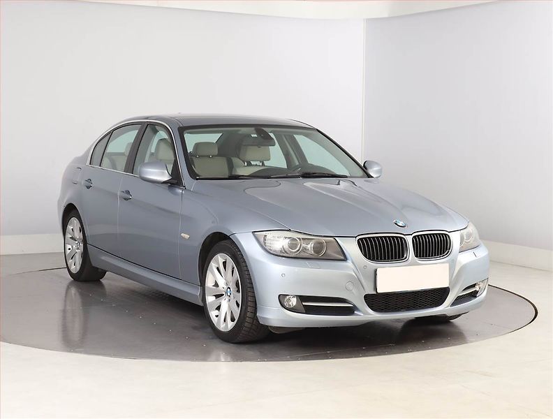 BMW Řada 3 (2011) 320 d, 4X4, Automat - fotografie inzerátu