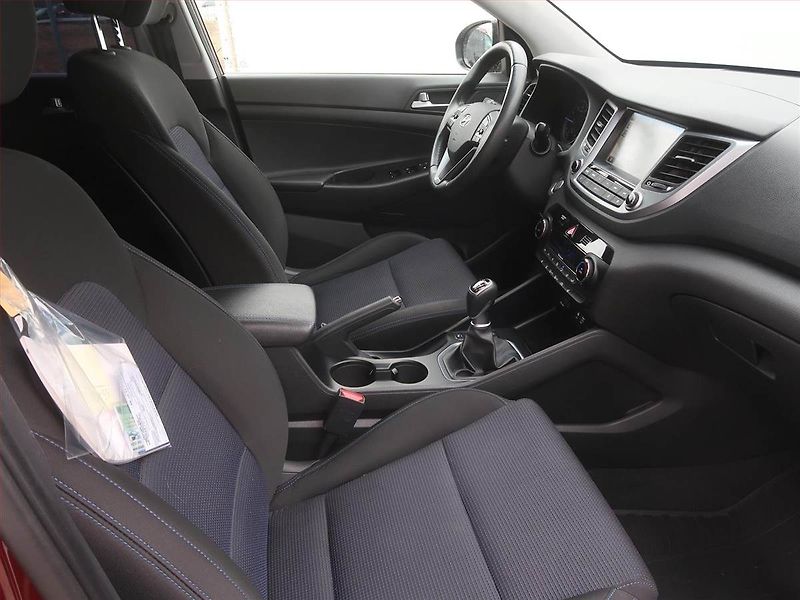 Hyundai Tucson (2016) Style 1.6 T-GDI, 4X4 - fotka 9 z 20