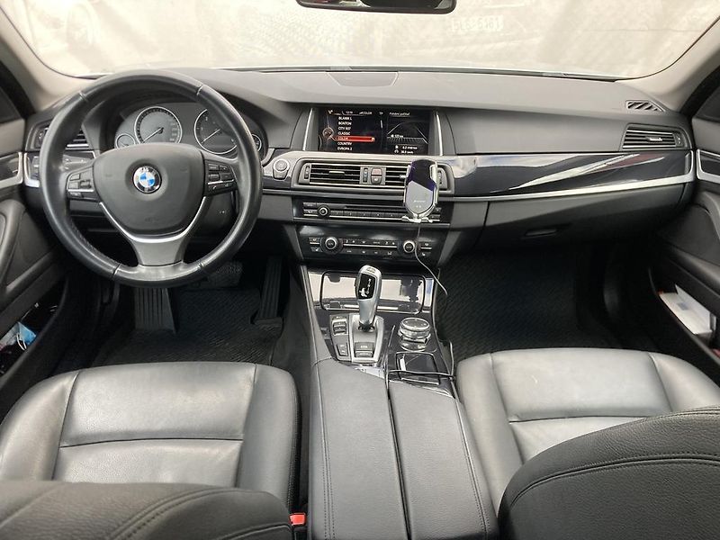 BMW Řada 5 2,0 525 XD ČR servis - fotka 9 z 29